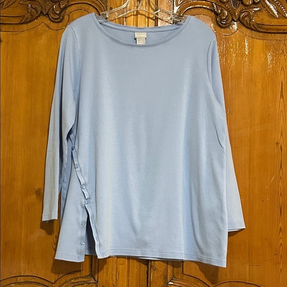 Chico's Tops - Chico's Periwinkle Blue 3/4 Sleeve Top with Side Button Detail. 2 (large)